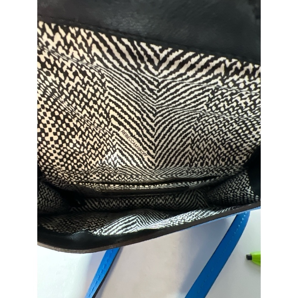 Blue Envelope Crossbody Bag - Picture 4 of 4